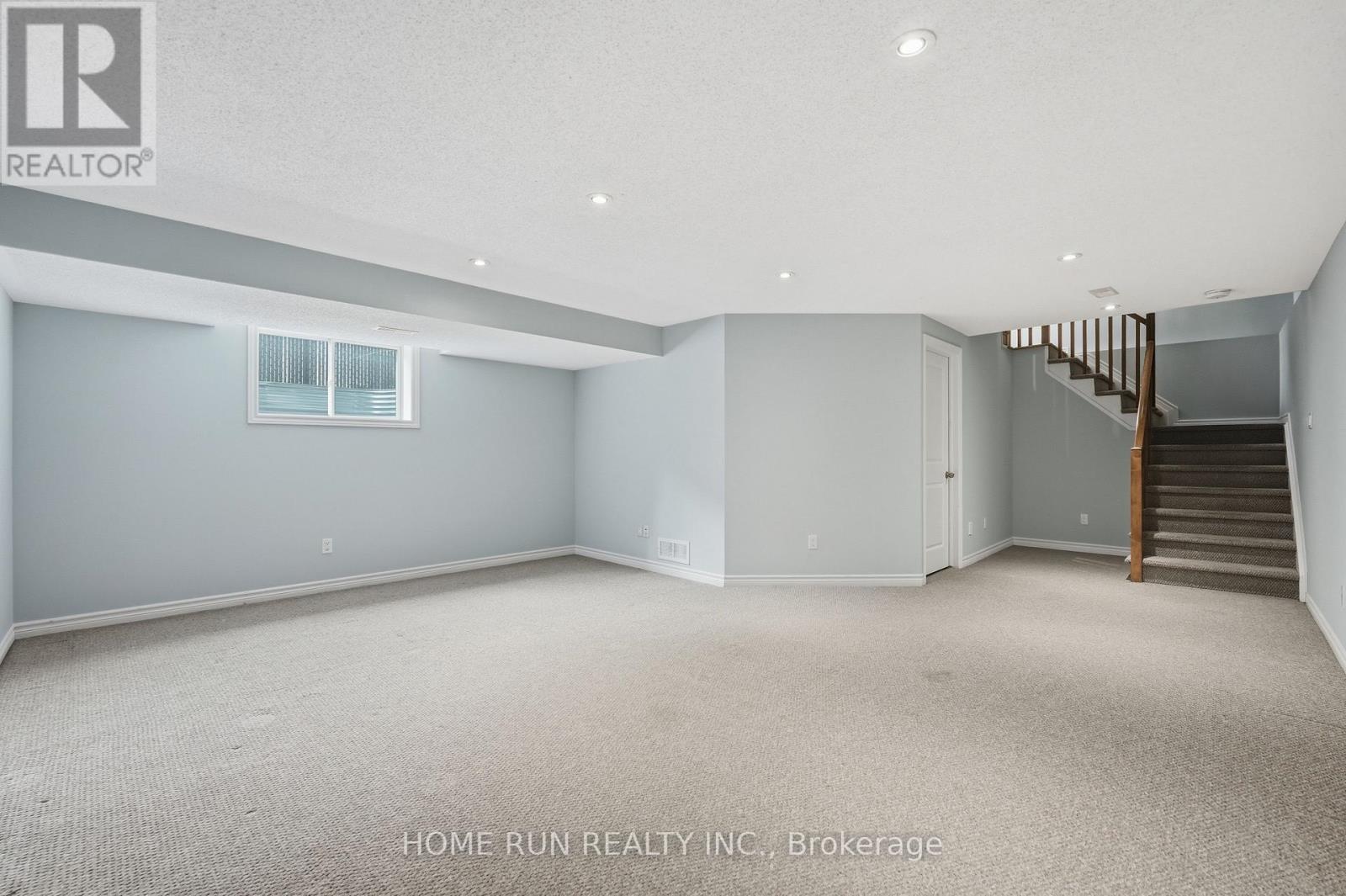 201 Espin Heights — photo 41