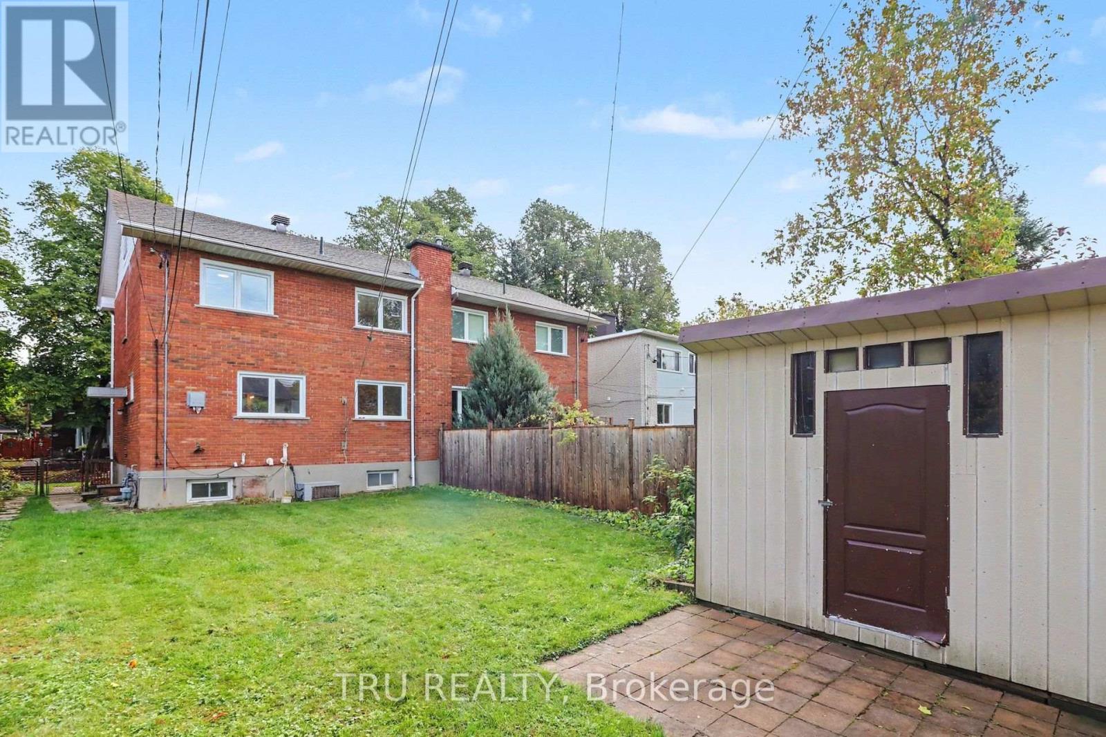 682 MORIN STREET - 31