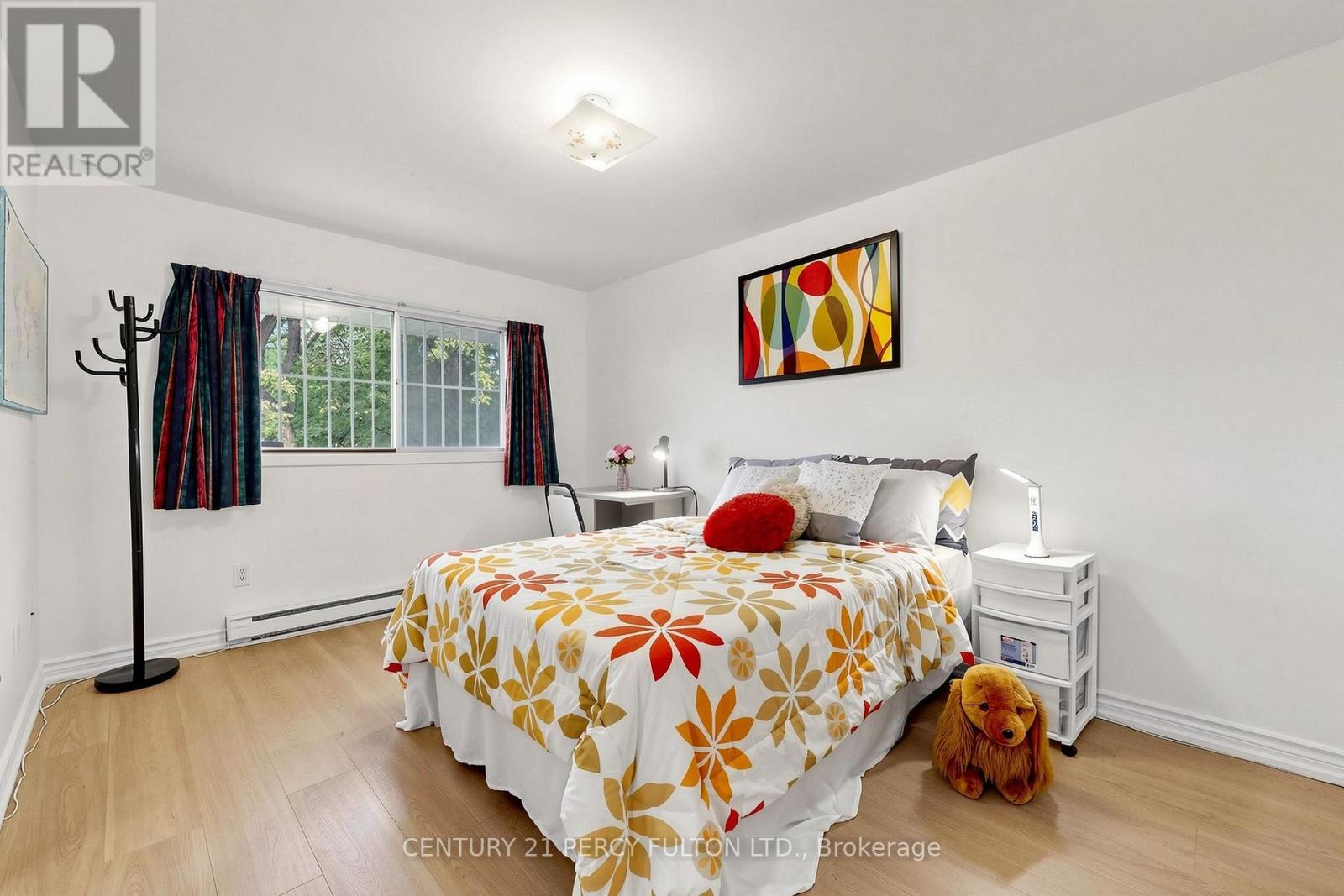 20 Zircon Court, Toronto, ON photo 28