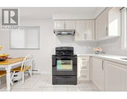 20 Zircon Court, Toronto, ON M2H2A1 Photo 12