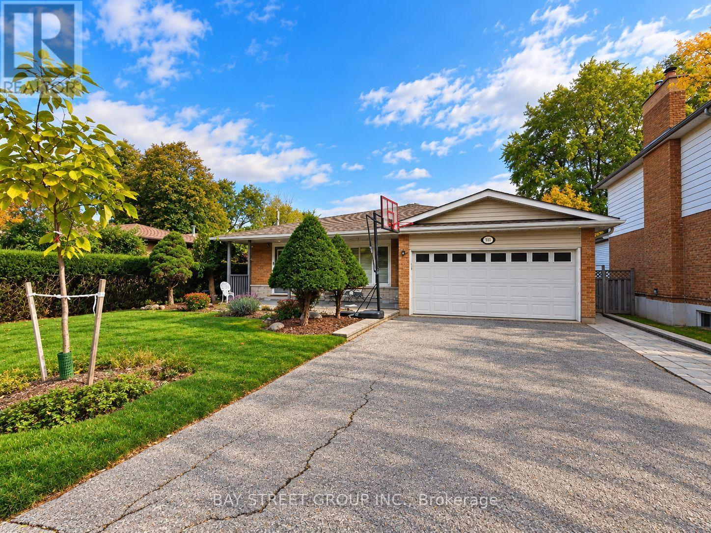 111 FRED VARLEY DRIVE - 2