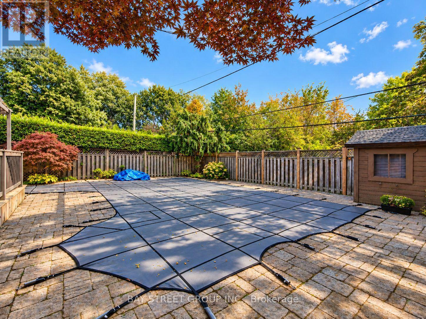 111 FRED VARLEY DRIVE - 31