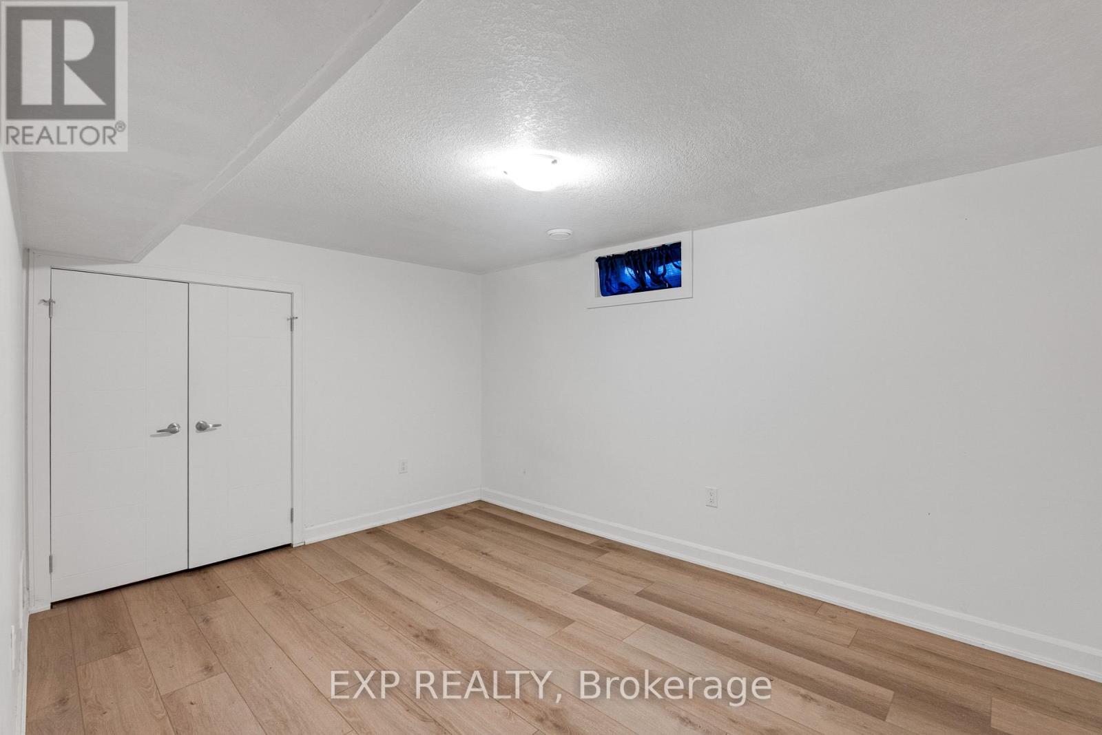 143 Albert Street West — photo 48