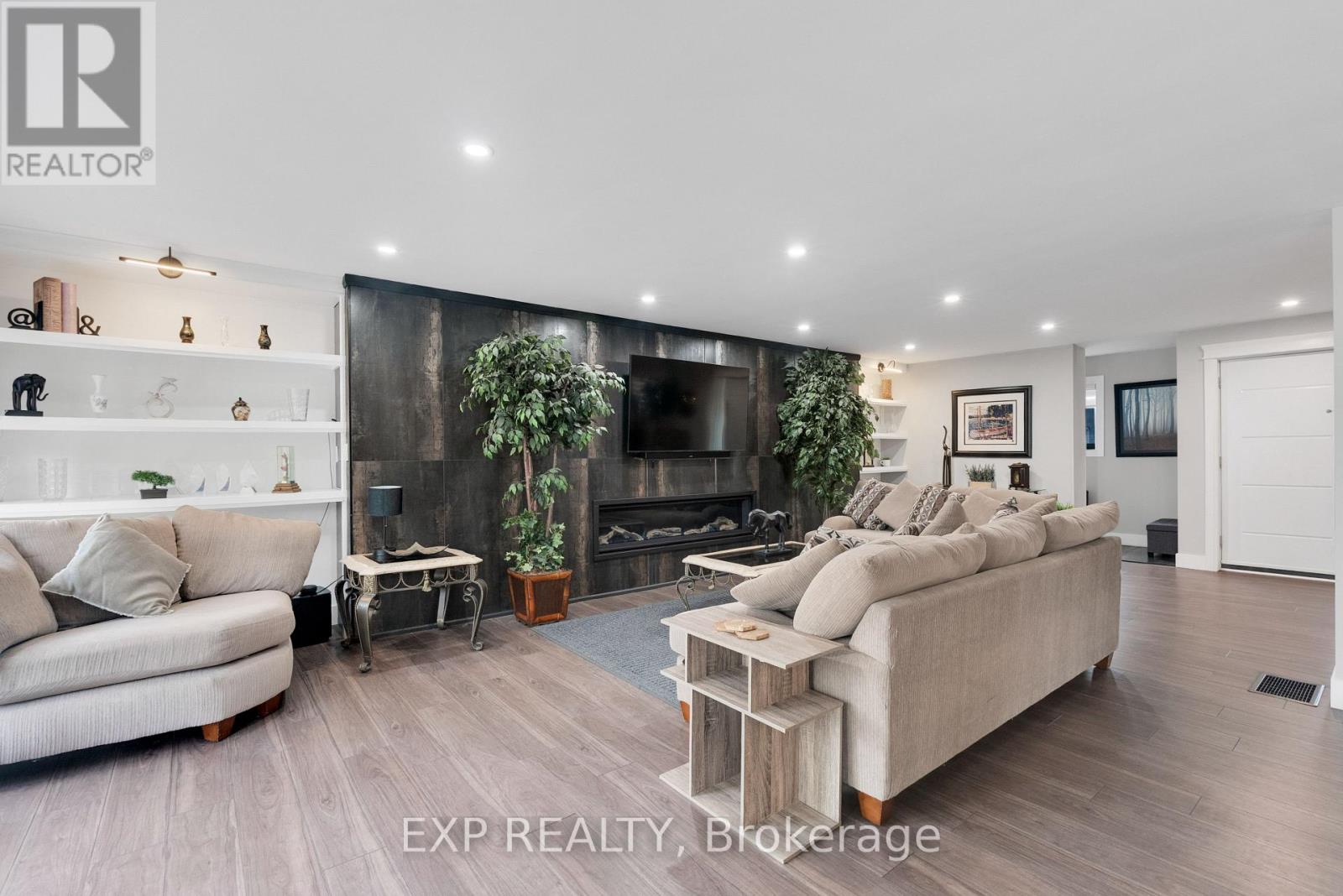 143 ALBERT STREET W, New Tecumseth (Alliston) — photo 5