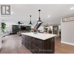 Family room - 143 Albert Street W, New Tecumseth, ON L9R1E3 Photo 10