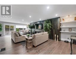 Family room - 143 Albert Street W, New Tecumseth, ON L9R1E3 Photo 6