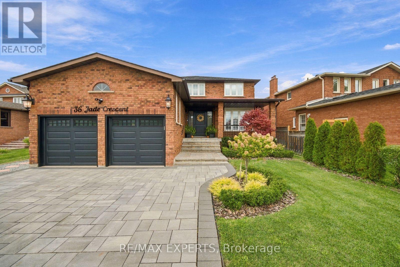 36 JADE CRESCENT, Vaughan (West Woodbridge) — photo 2