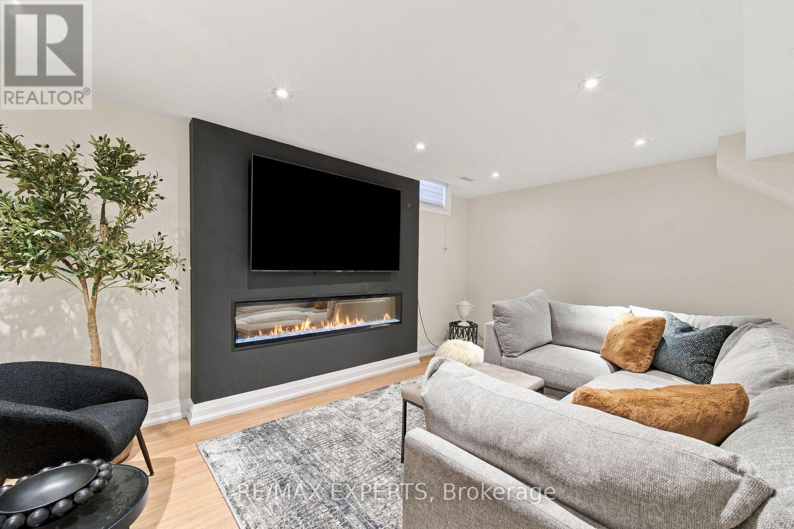 36 Jade Crescent, Vaughan, ON photo 34