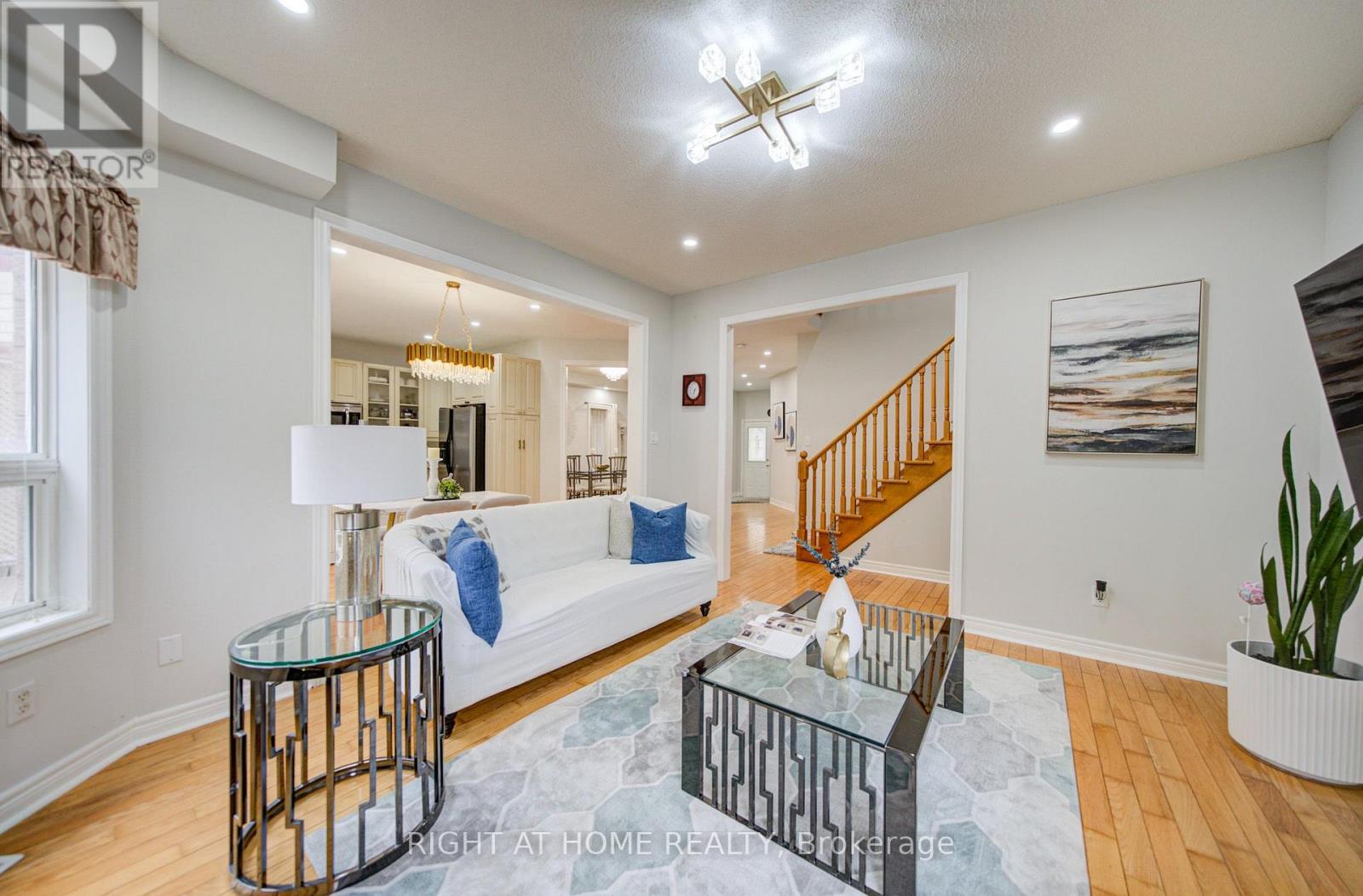 81 OLD COLONY ROAD - 13
