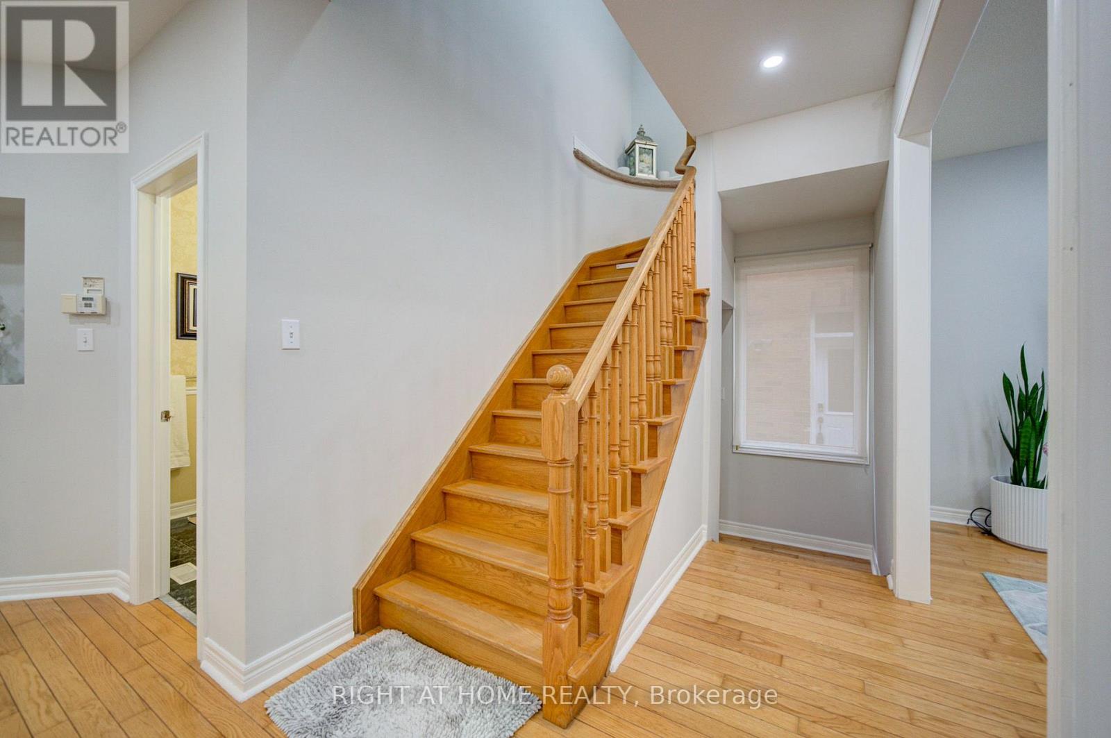 81 Old Colony Road, Richmond Hill, ON photo 19