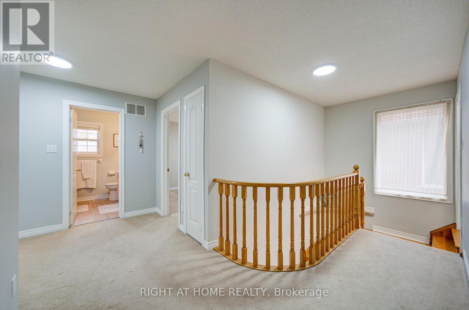 81 Old Colony Road, Richmond Hill, ON photo 20
