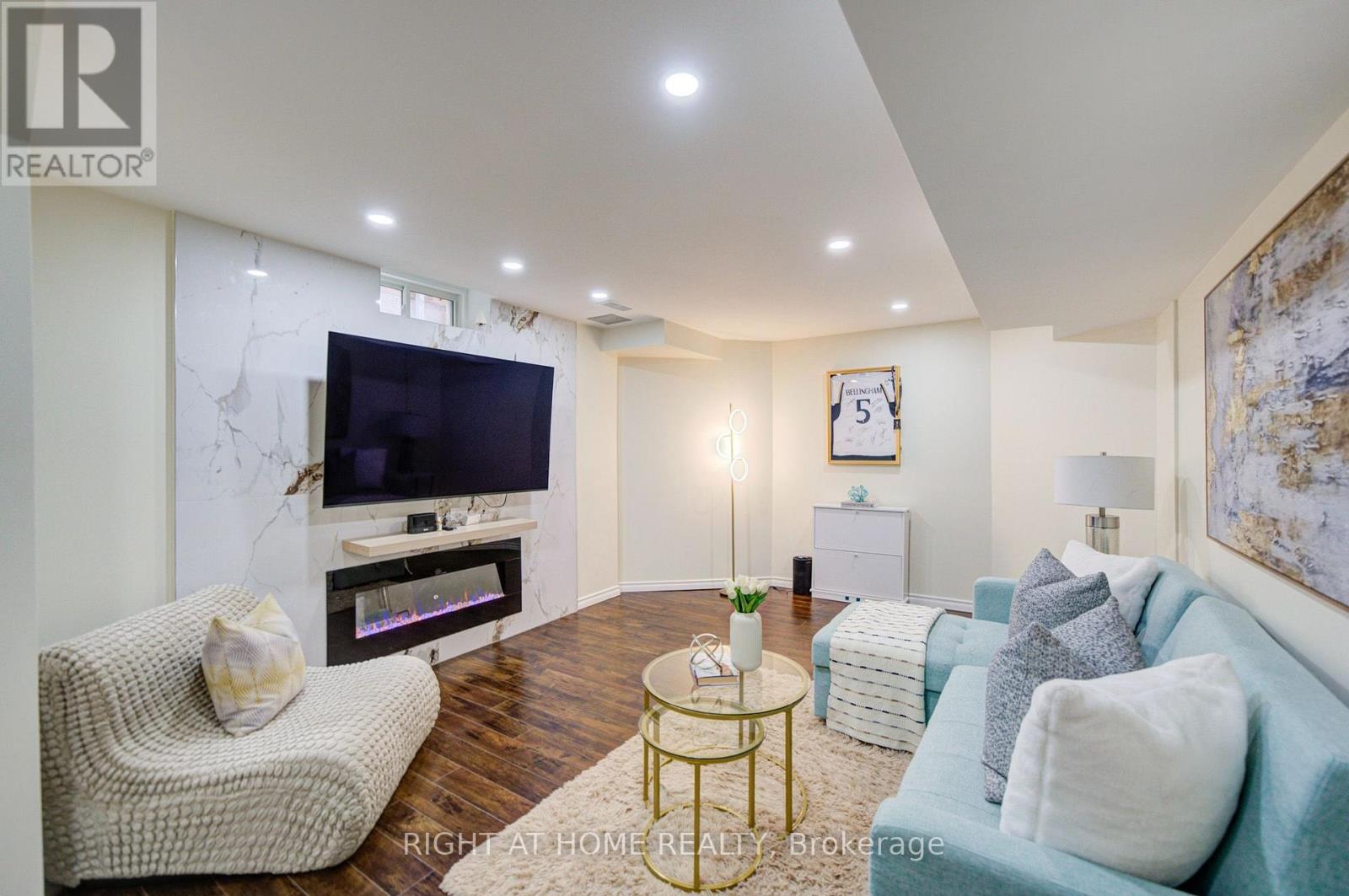 81 Old Colony Road, Richmond Hill, ON photo 31