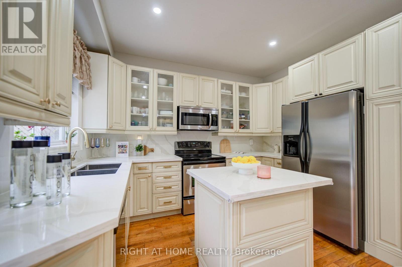 81 OLD COLONY ROAD - 9