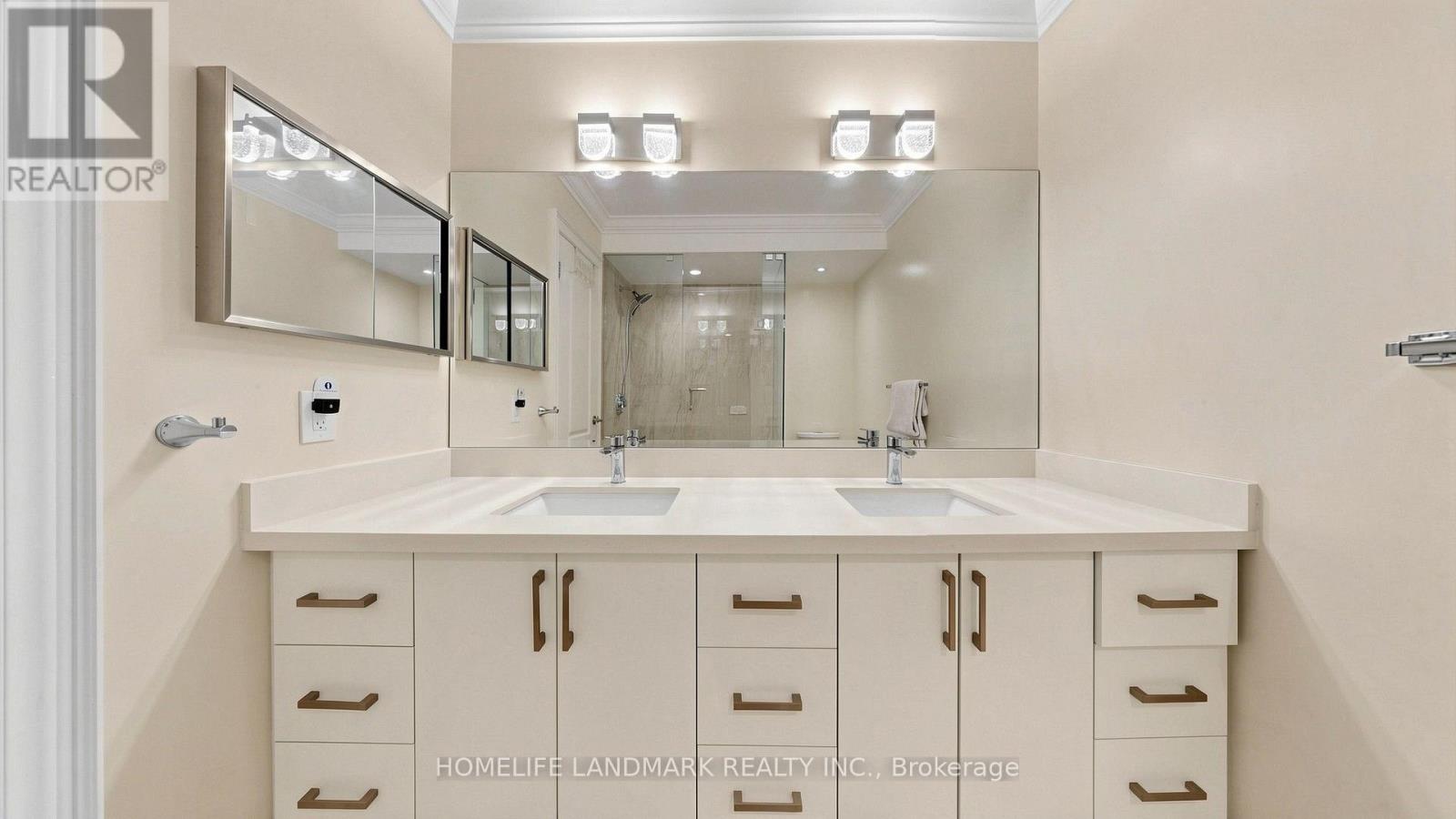 4 Bishop Crescent, Markham, ON photo 20