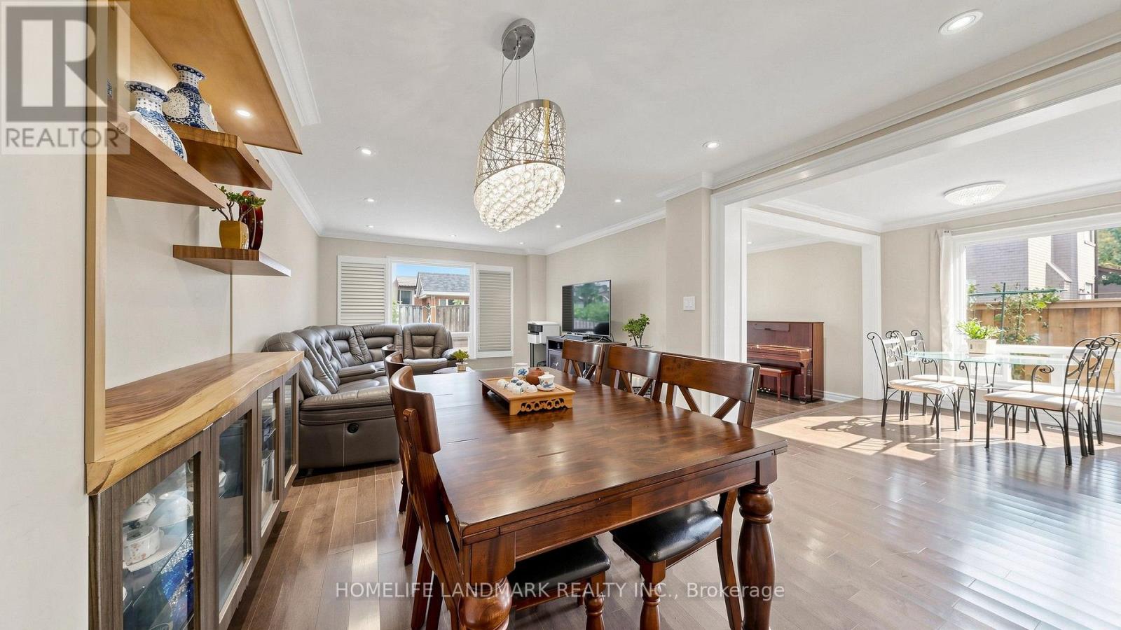4 BISHOP CRESCENT, Markham (Markham Village) — photo 8