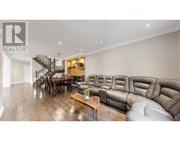 Living room - 4 Bishop Crescent, Markham, ON L3P4N6 Photo 6