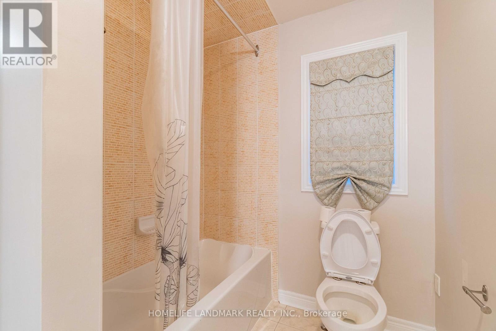 98 Thornhill Ravines Crescent — photo 15
