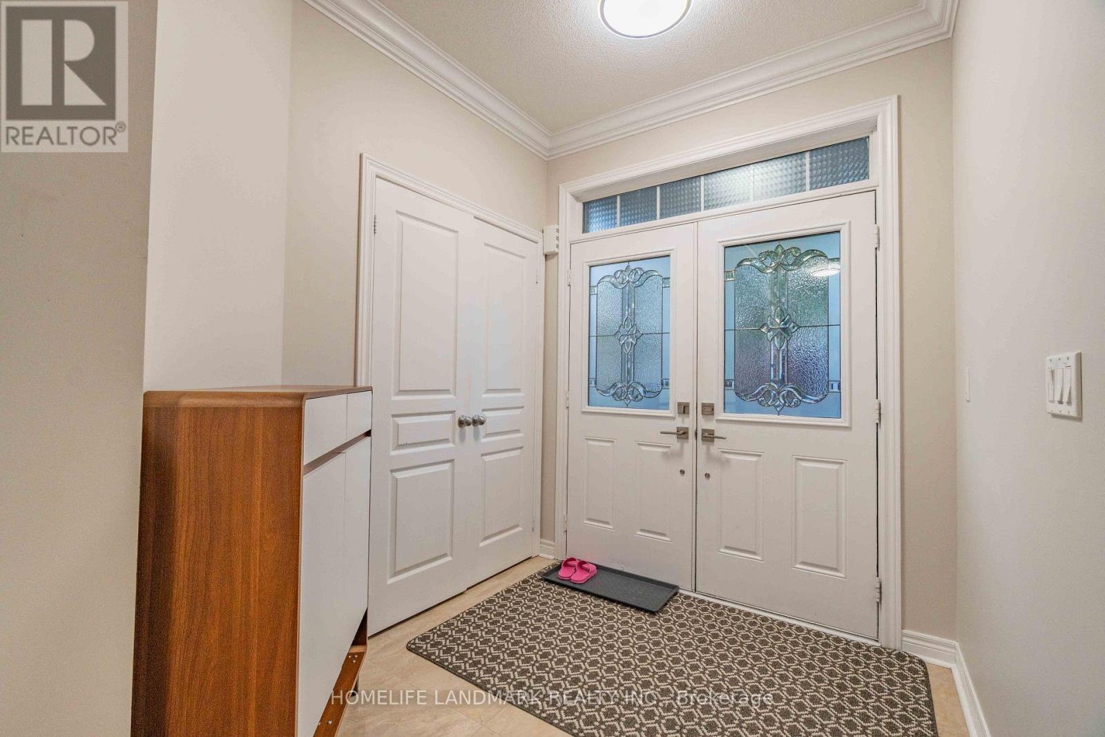 98 THORNHILL RAVINES CRESCENT, Vaughan (Patterson) — photo 2