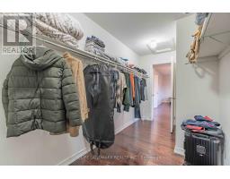 Bedroom 5 - 98 Thornhill Ravines Crescent, Vaughan, ON L6A4J8 Photo 11