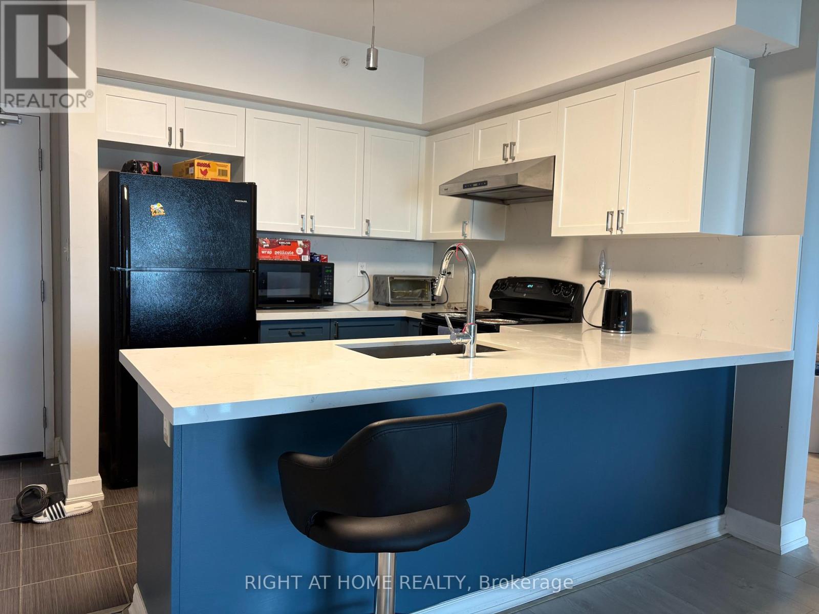 305 - 299 CUNDLES ROAD E, Barrie (Alliance) — photo 3
