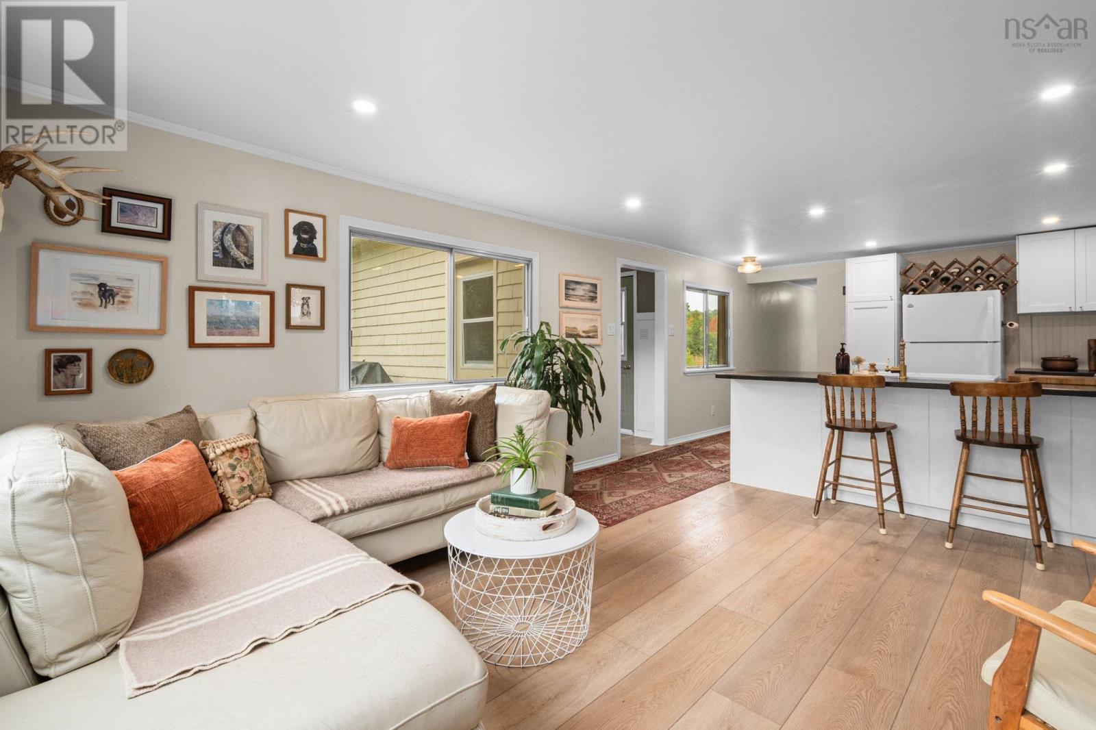 150 Martin Road - 12