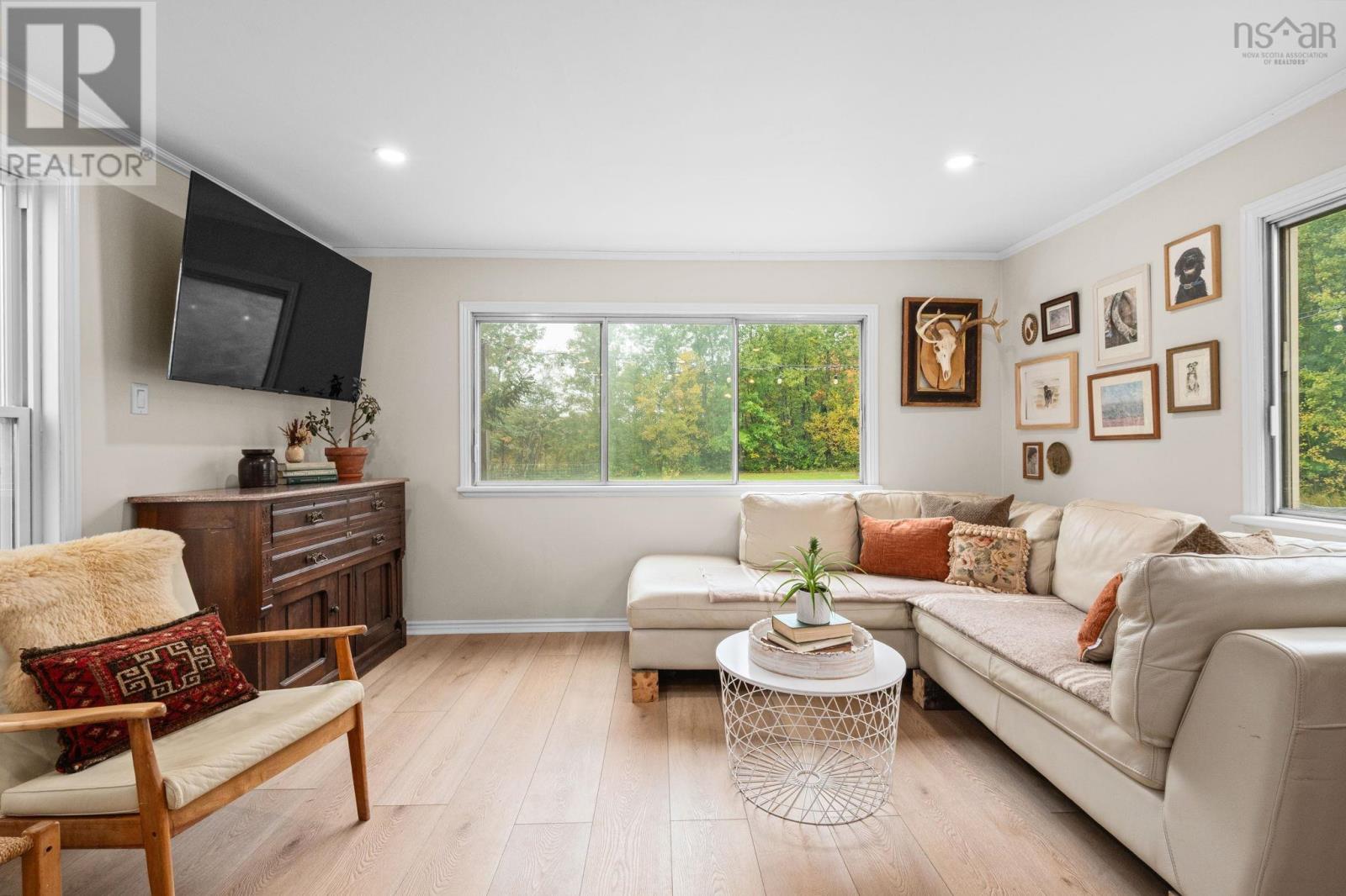 150 Martin Road - 11