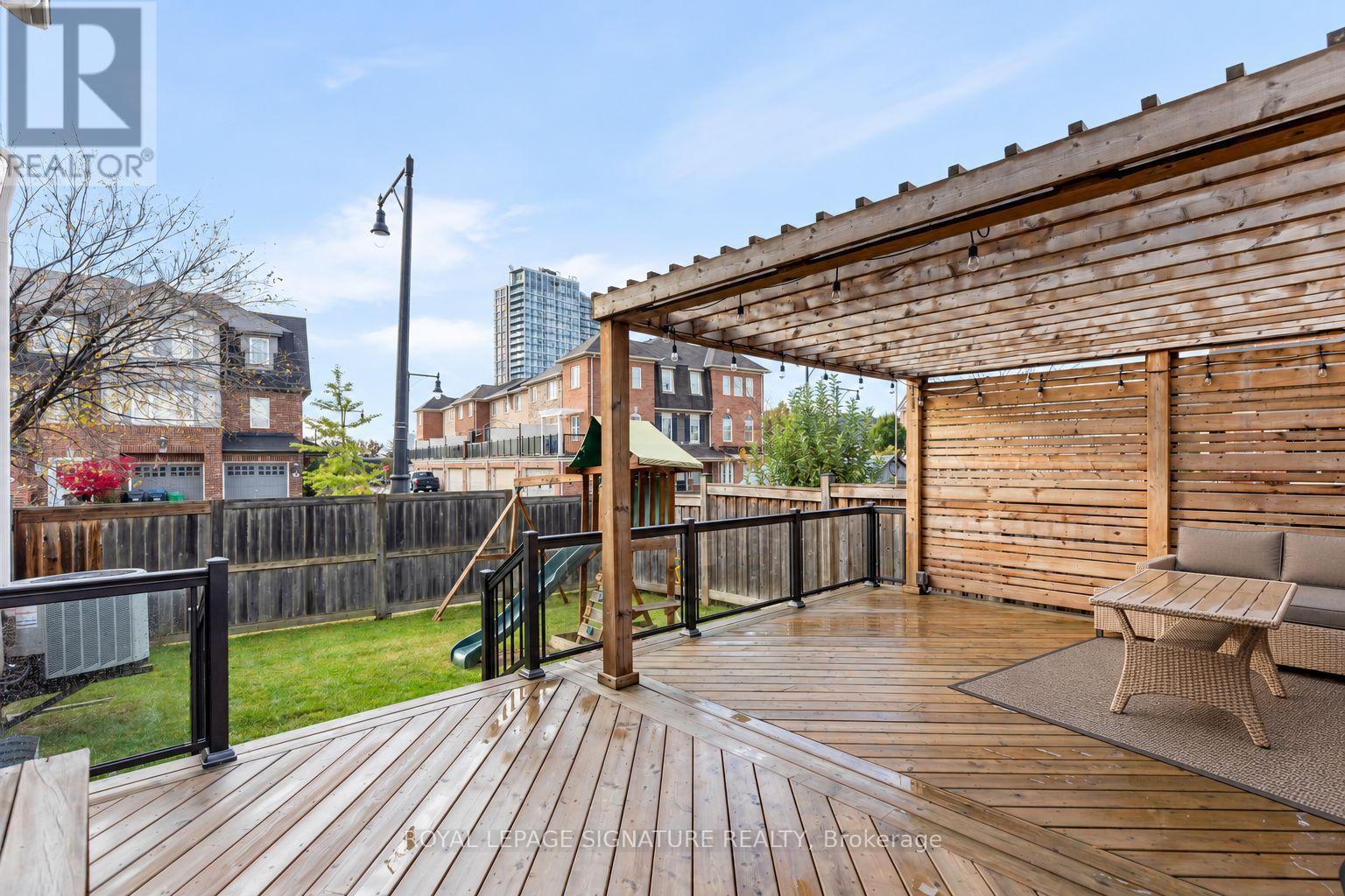 2 POPPYTHORN ROAD - 35