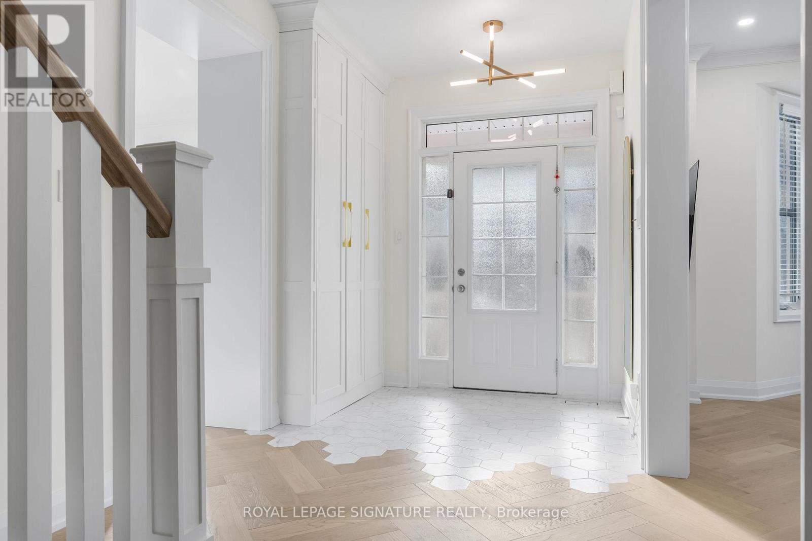 2 Poppythorn Road, Brampton, ON photo 4
