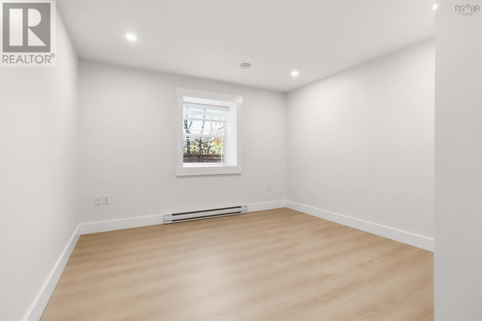 144 Montague Rd - 40