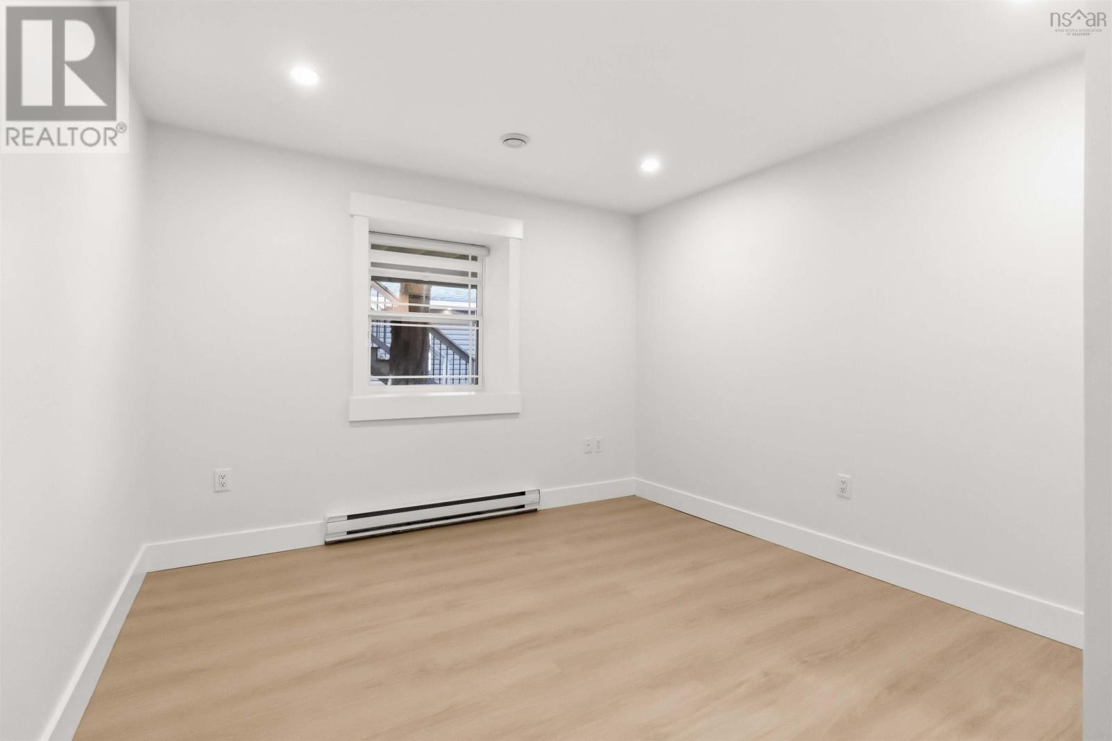 144 Montague Rd - 38