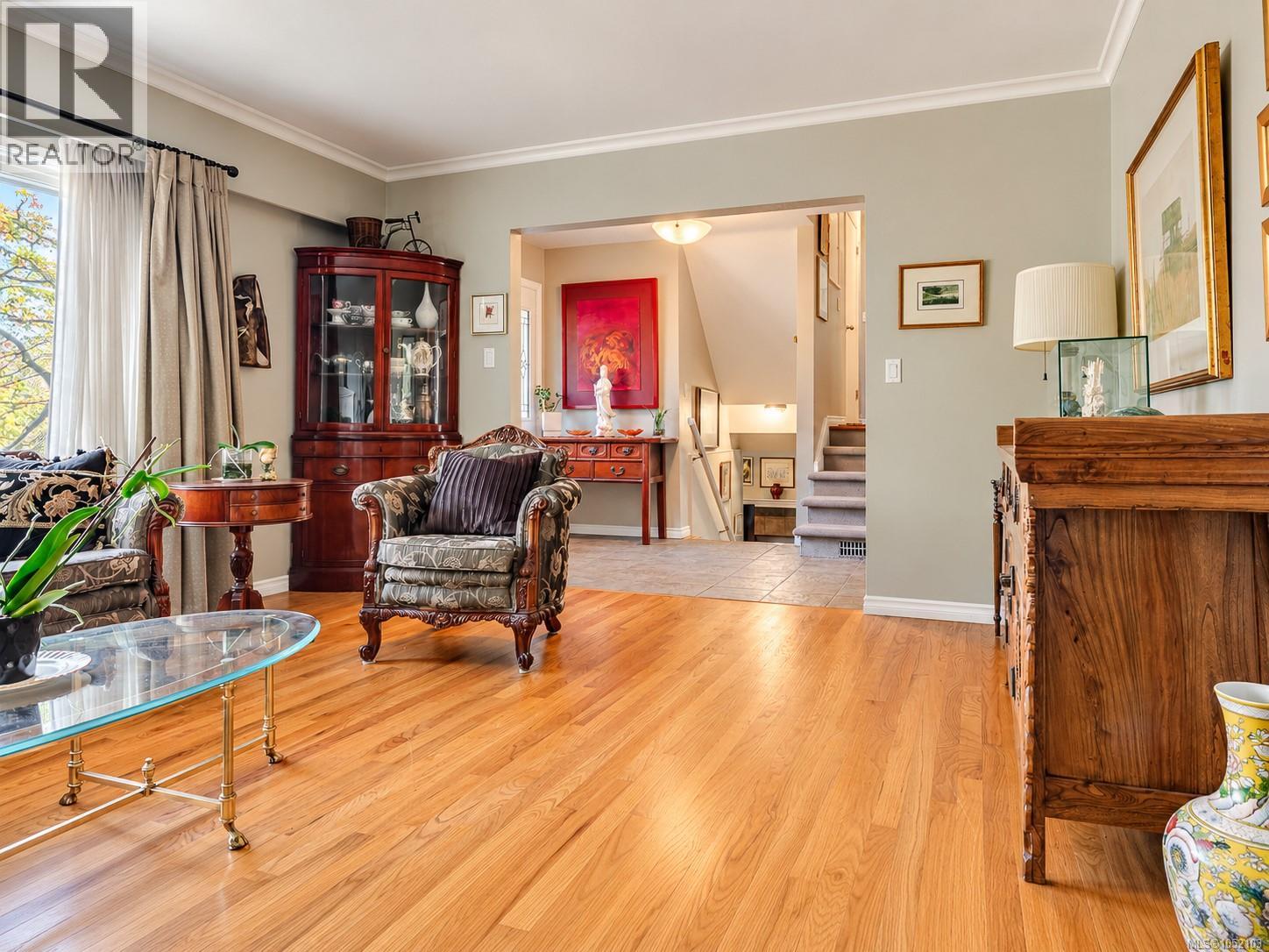  3524 Plymouth Road, Oak Bay