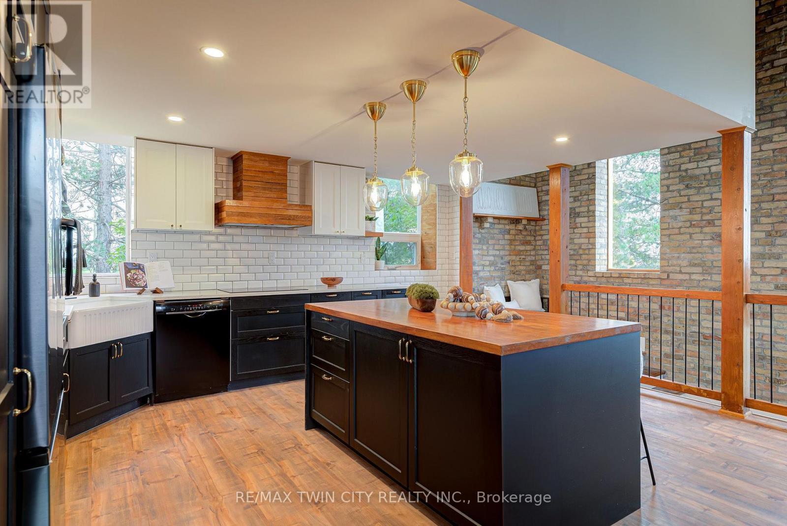 2653 Huron Road, Wilmot, ON photo 8