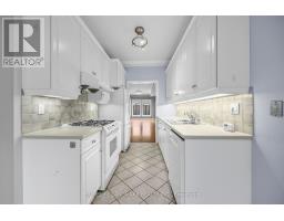 B - 2283 Lake Shore Boulevard W, Toronto, ON M8V1A6 Photo 12