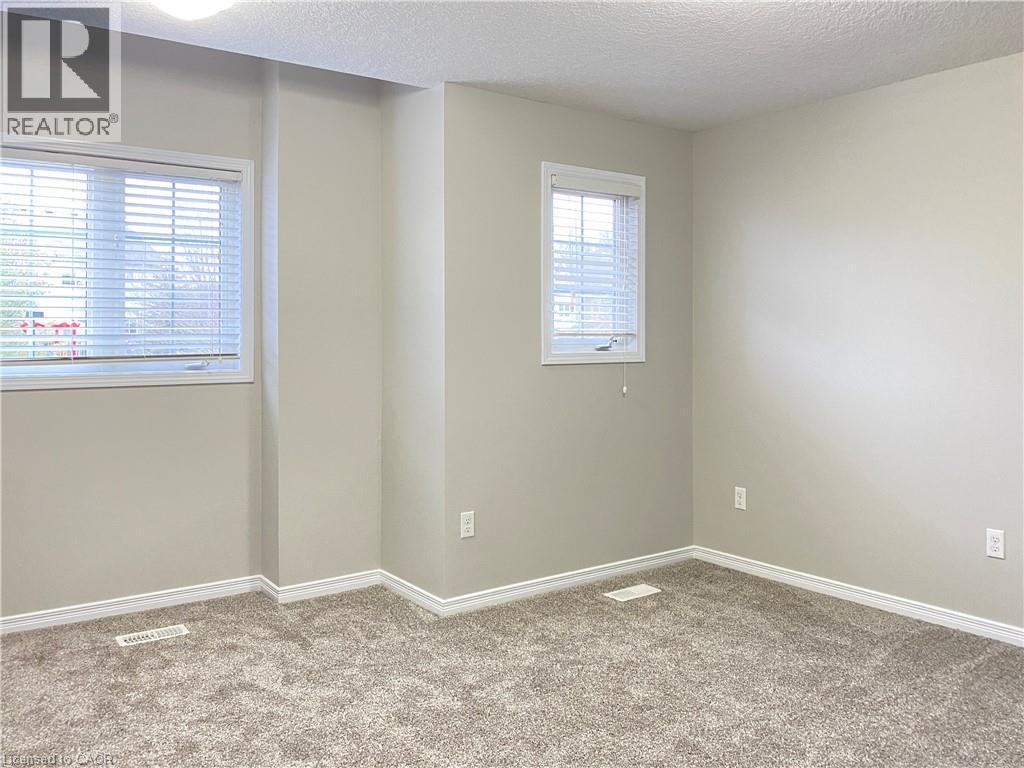 7 UPPER MERCER Street Unit# M48, Kitchener — photo 9