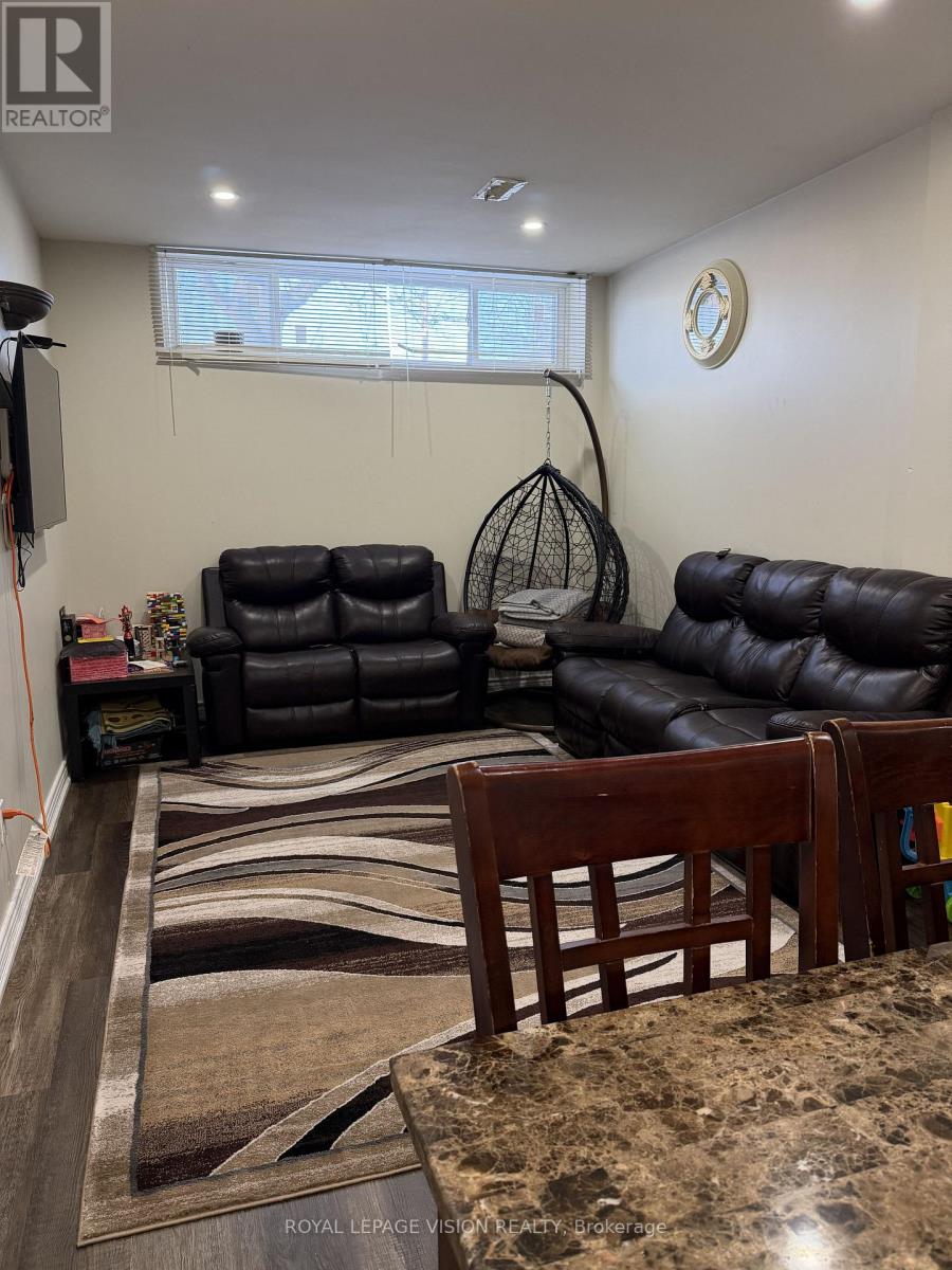 BASEMENT - 25 PAR AVENUE, Toronto (Woburn) — photo 5