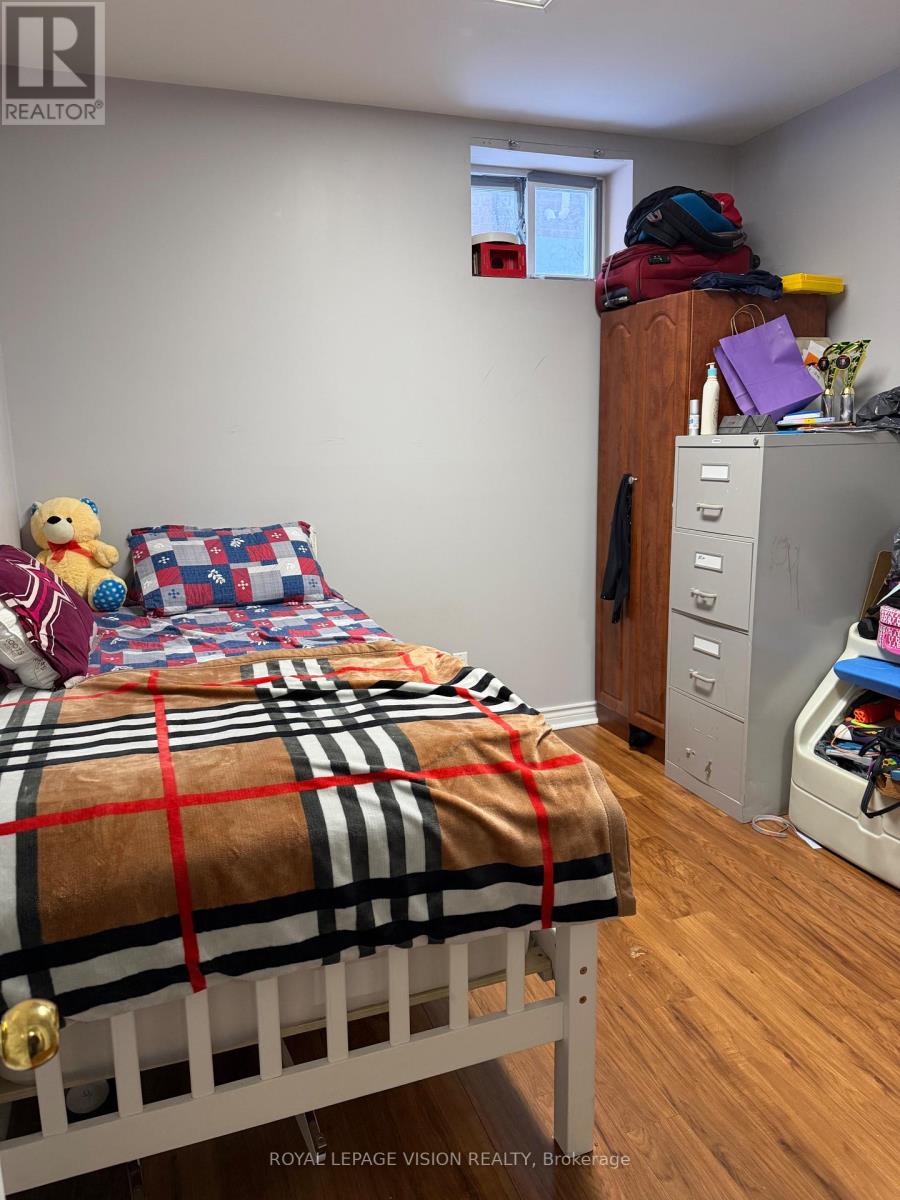BASEMENT - 25 PAR AVENUE, Toronto (Woburn) — photo 9