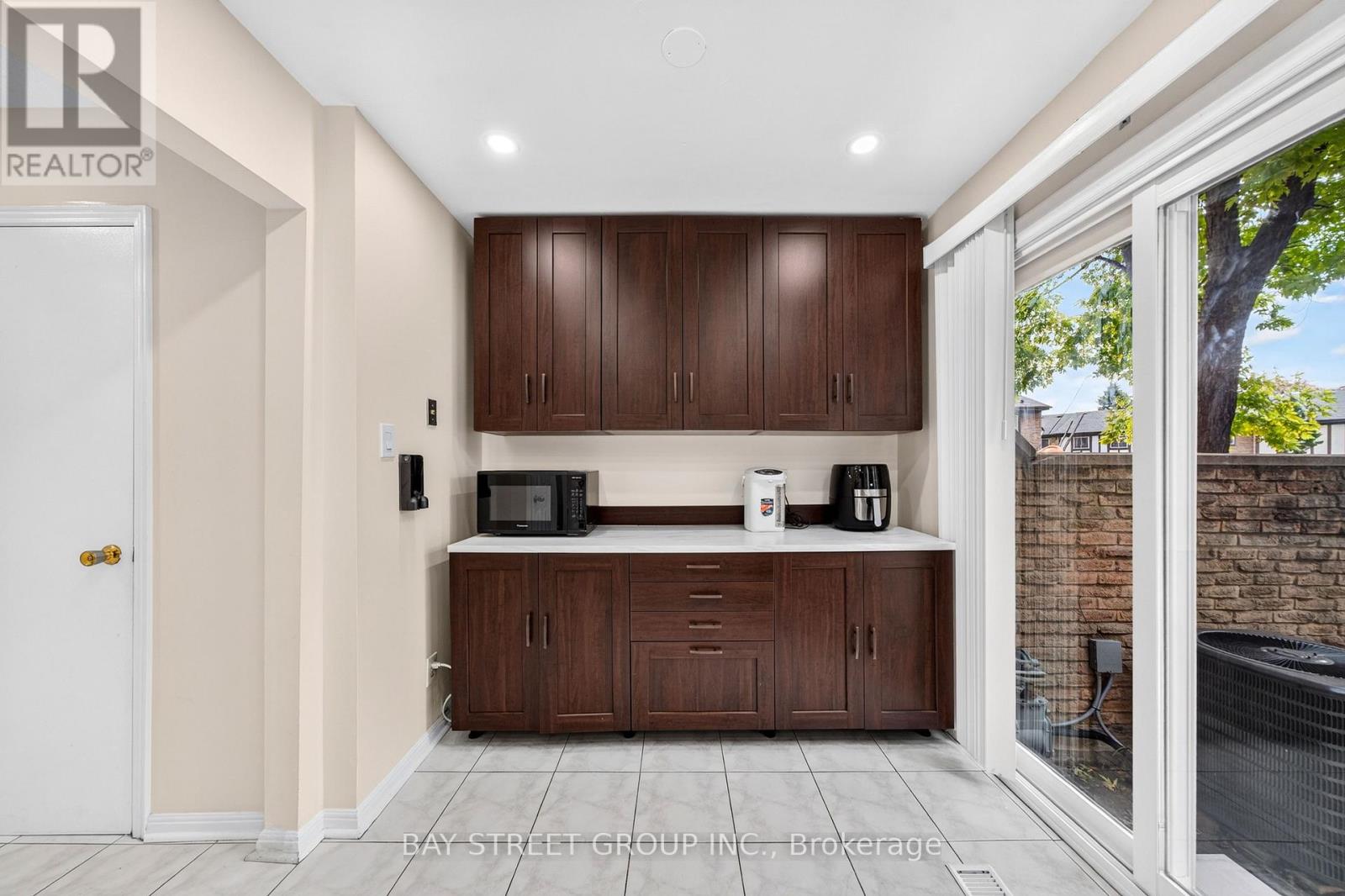 49- 100 Burrows Hall Boulevard, Toronto, ON photo 13