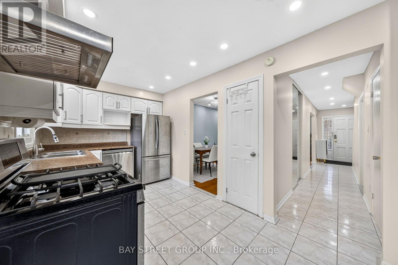 49- 100 Burrows Hall Boulevard, Toronto, ON photo 14