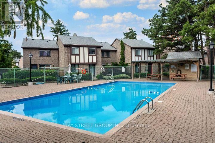 49- 100 Burrows Hall Boulevard, Toronto, ON photo 2