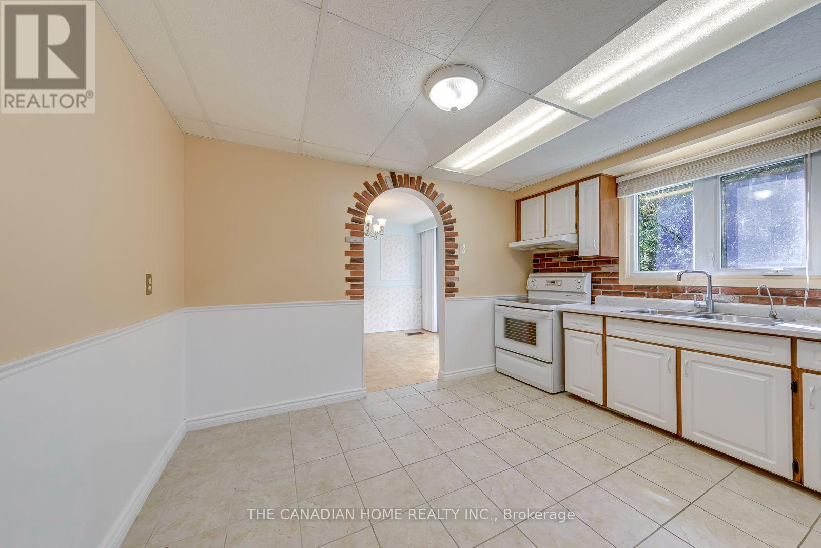15 Newton Road, Brampton, ON photo 17