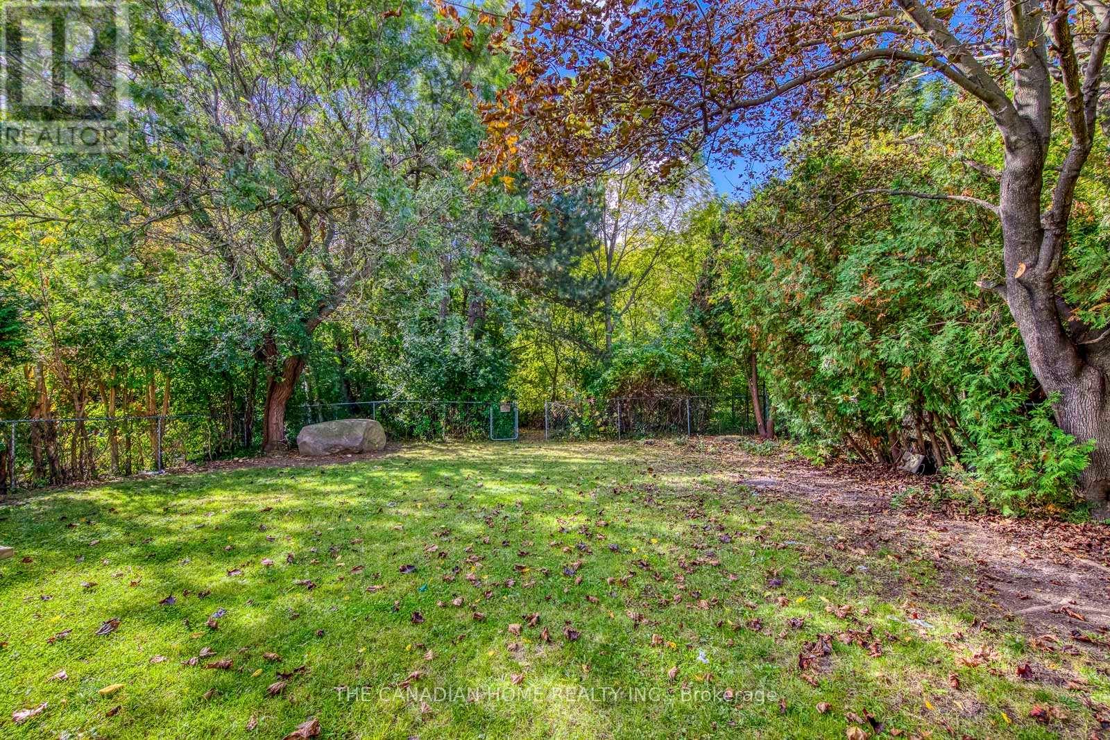 15 Newton Road, Brampton, ON photo 37