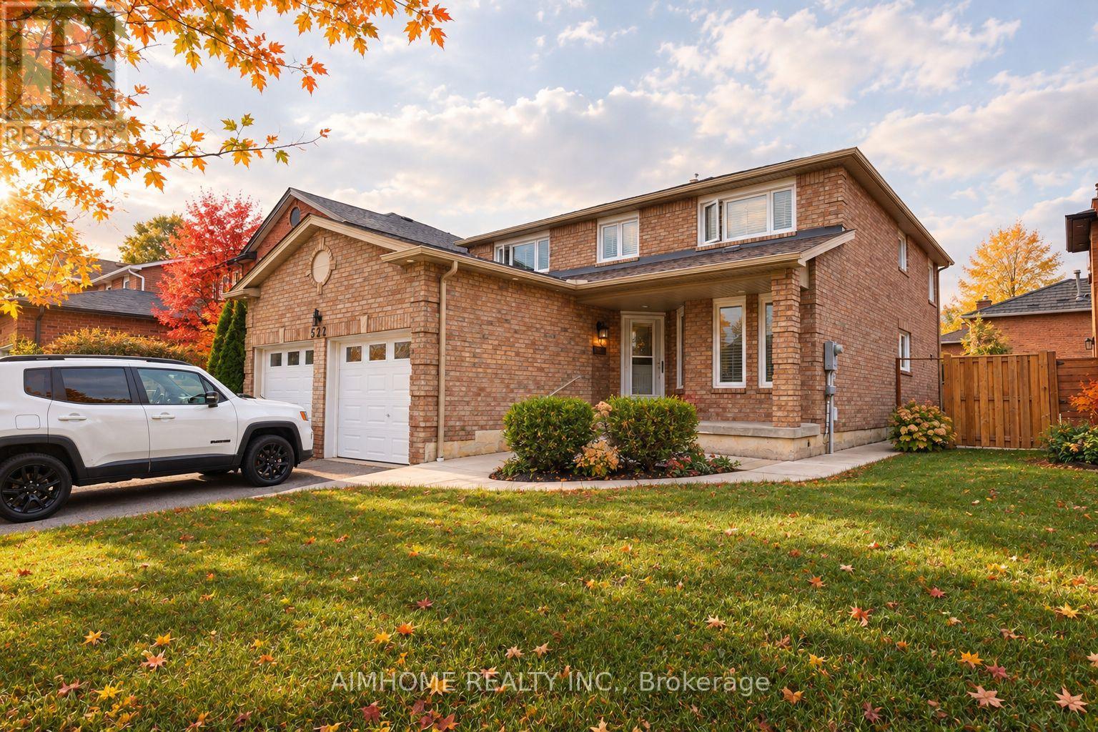 521 CHIEFTAN CIRCLE, Mississauga (Hurontario)