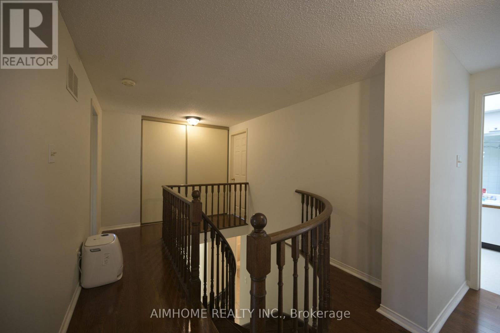 521 Chieftan Circle — photo 13