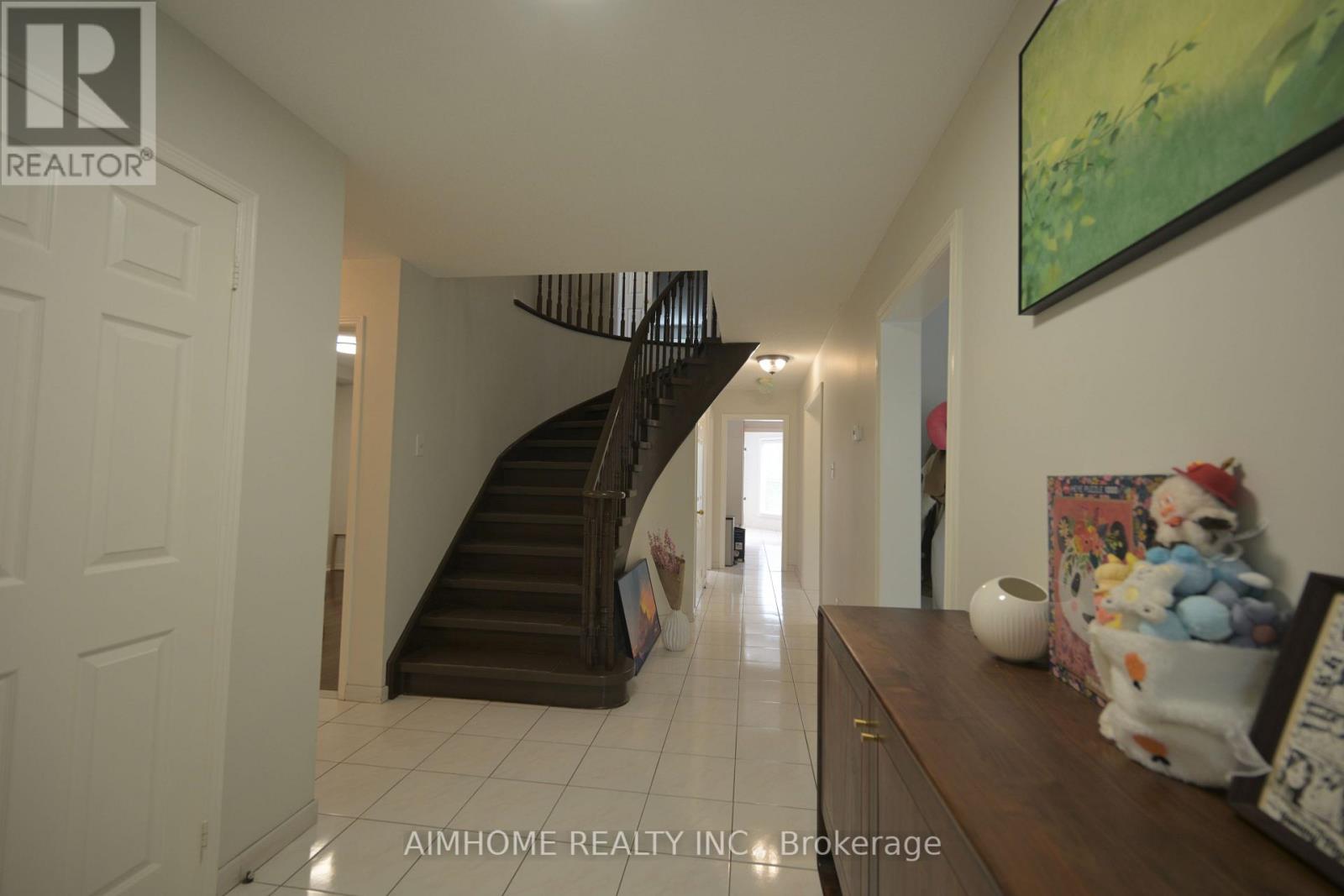 521 CHIEFTAN CIRCLE, Mississauga (Hurontario) — photo 2