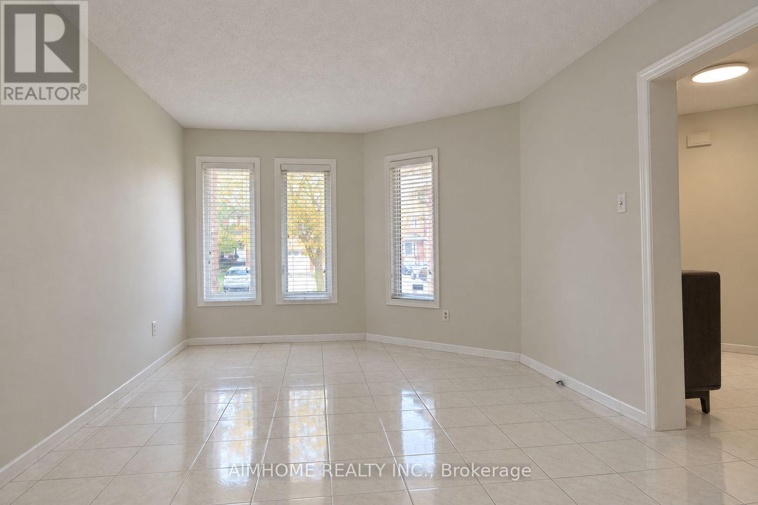 521 CHIEFTAN CIRCLE, Mississauga (Hurontario) — photo 4
