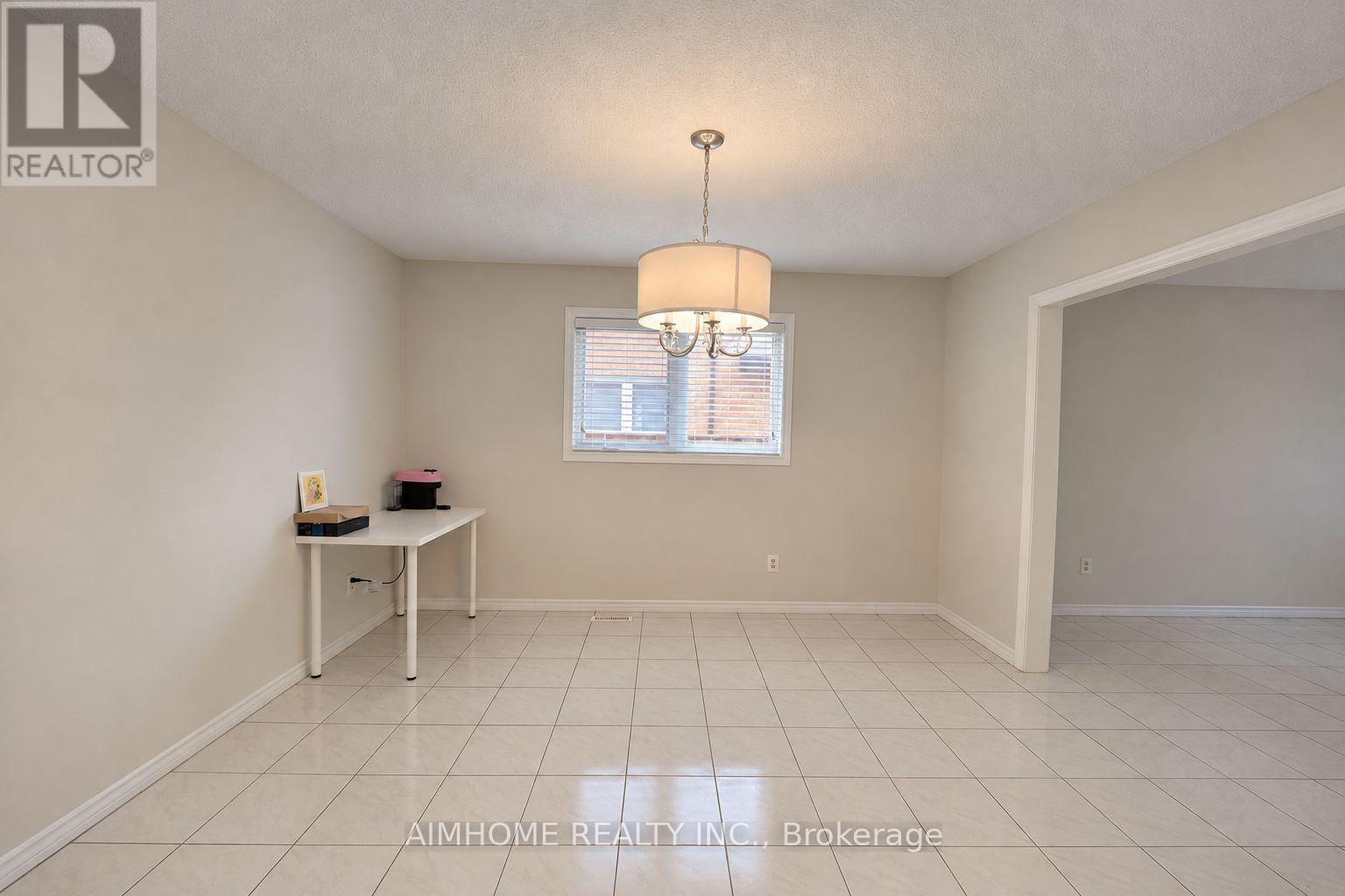 521 CHIEFTAN CIRCLE, Mississauga (Hurontario) — photo 5