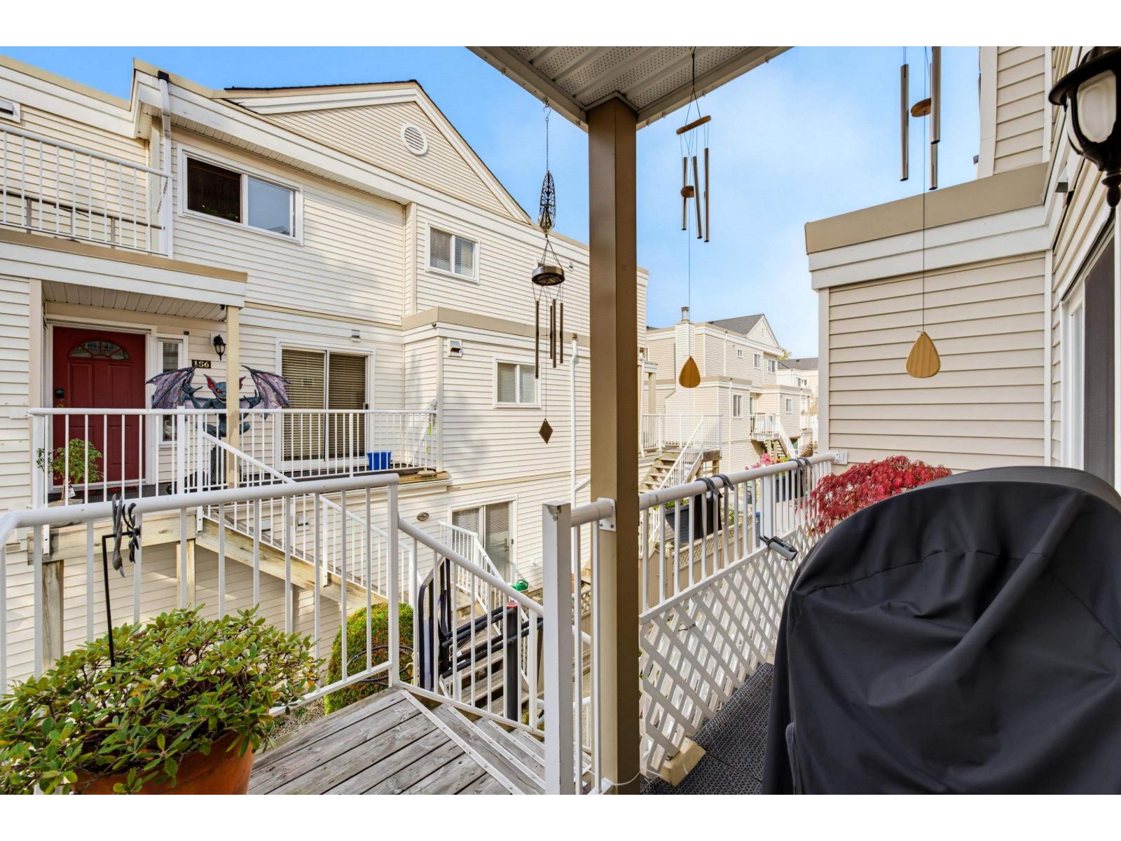 Photo of 183 10077 156 STREET 36
