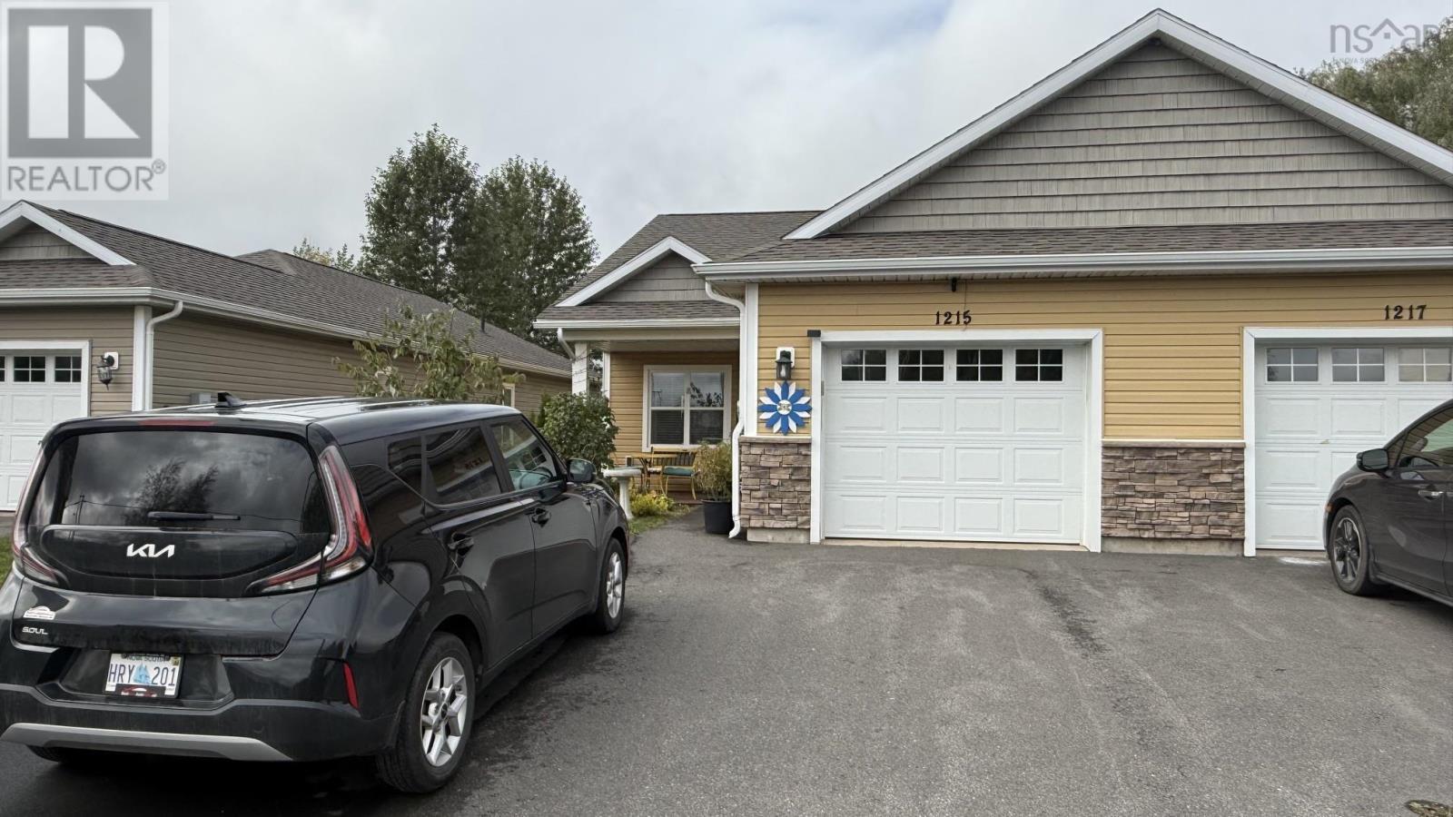 1215 Starrs Point Road - 40