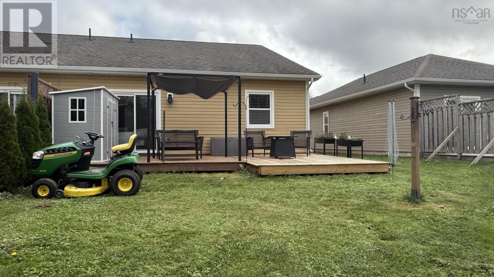1215 Starrs Point Road - 9