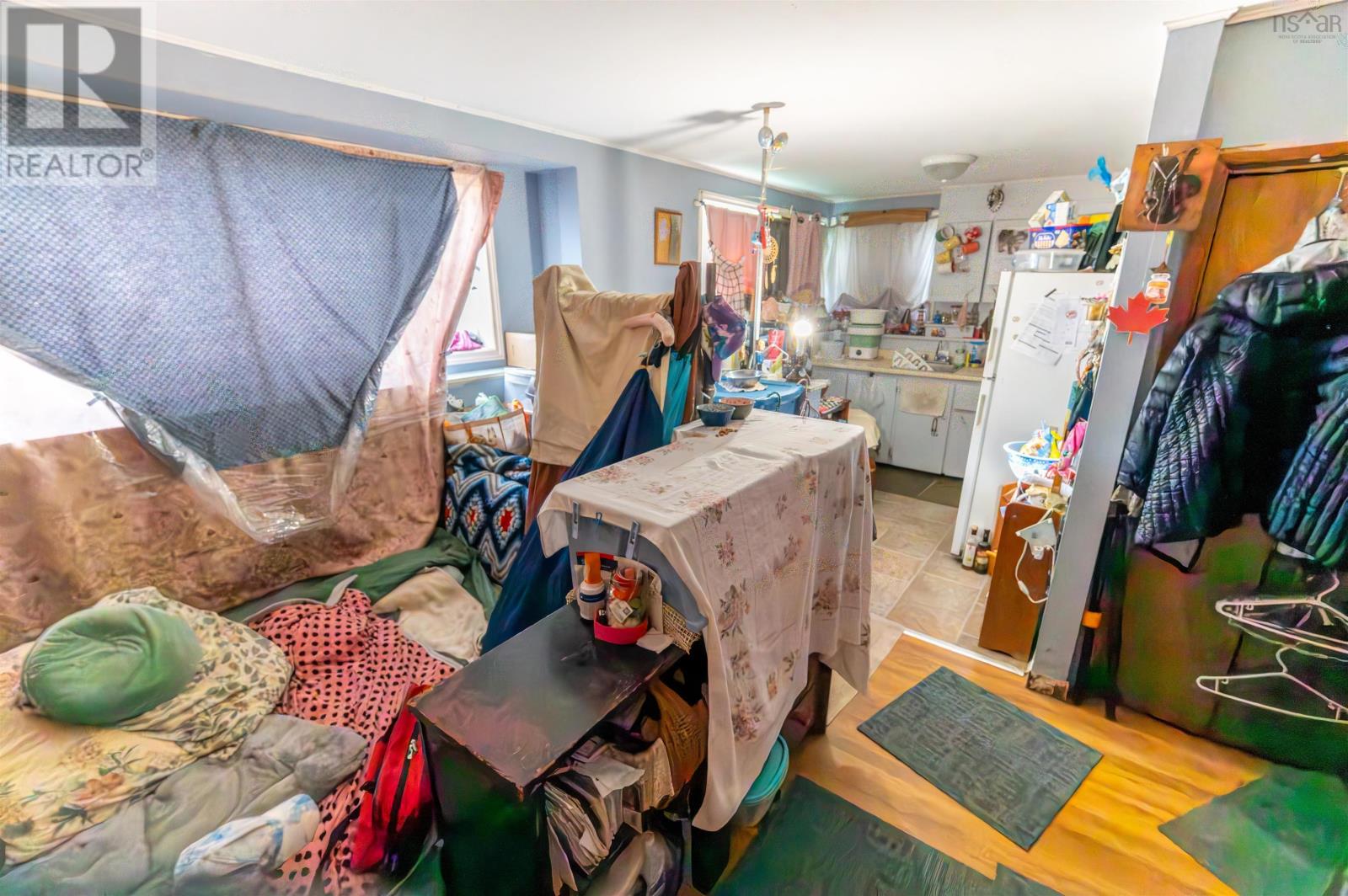 #23 Mountain Avenue - 32